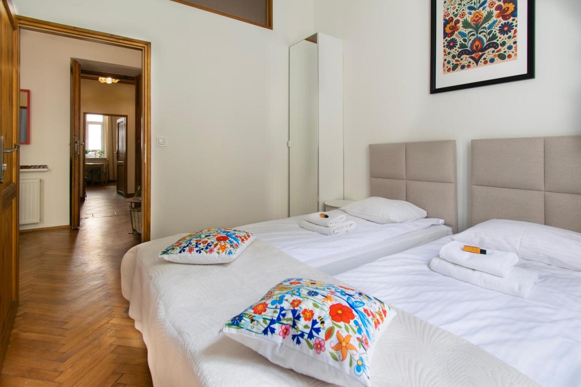 Ground Floor Family Apartment Krakow Exterior photo